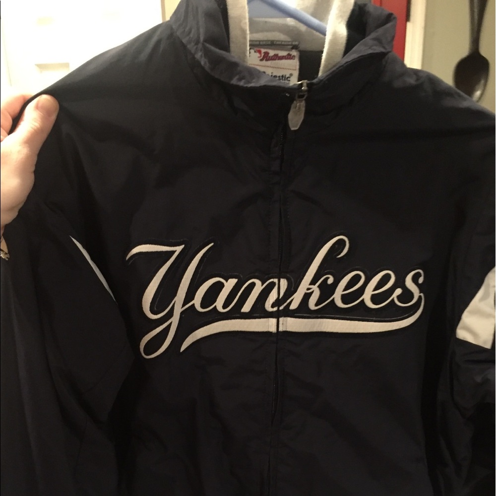 Youth medium YANKEE zip up jacket.